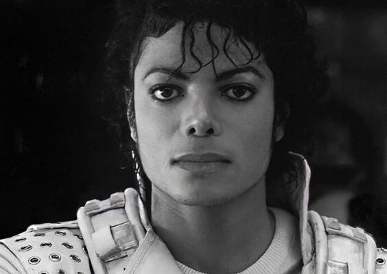 Moonwalk to the Dinner Table: Michael Jackson's Eccentric Eating Habits Exposed