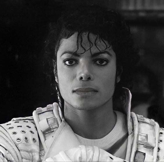 Moonwalk to the Dinner Table: Michael Jackson's Eccentric Eating Habits Exposed