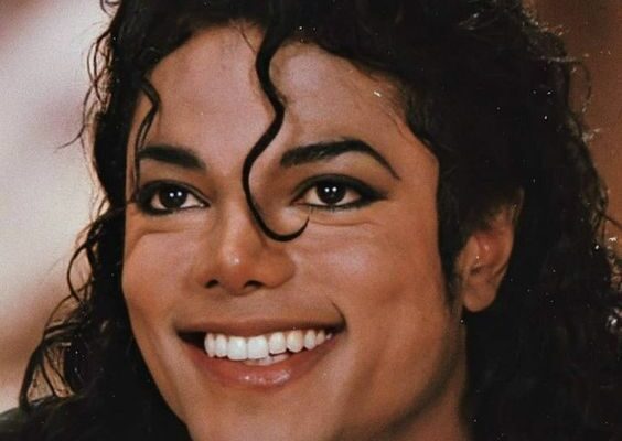 Michael Jackson's Makeup Evolution: Iconic Looks from Performances to Daily Life