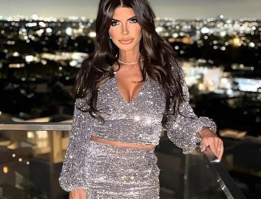 Caп Teresa Giυdice hold dowп a spiп-off show? Here’s what RHONJ ʋiewers had to say